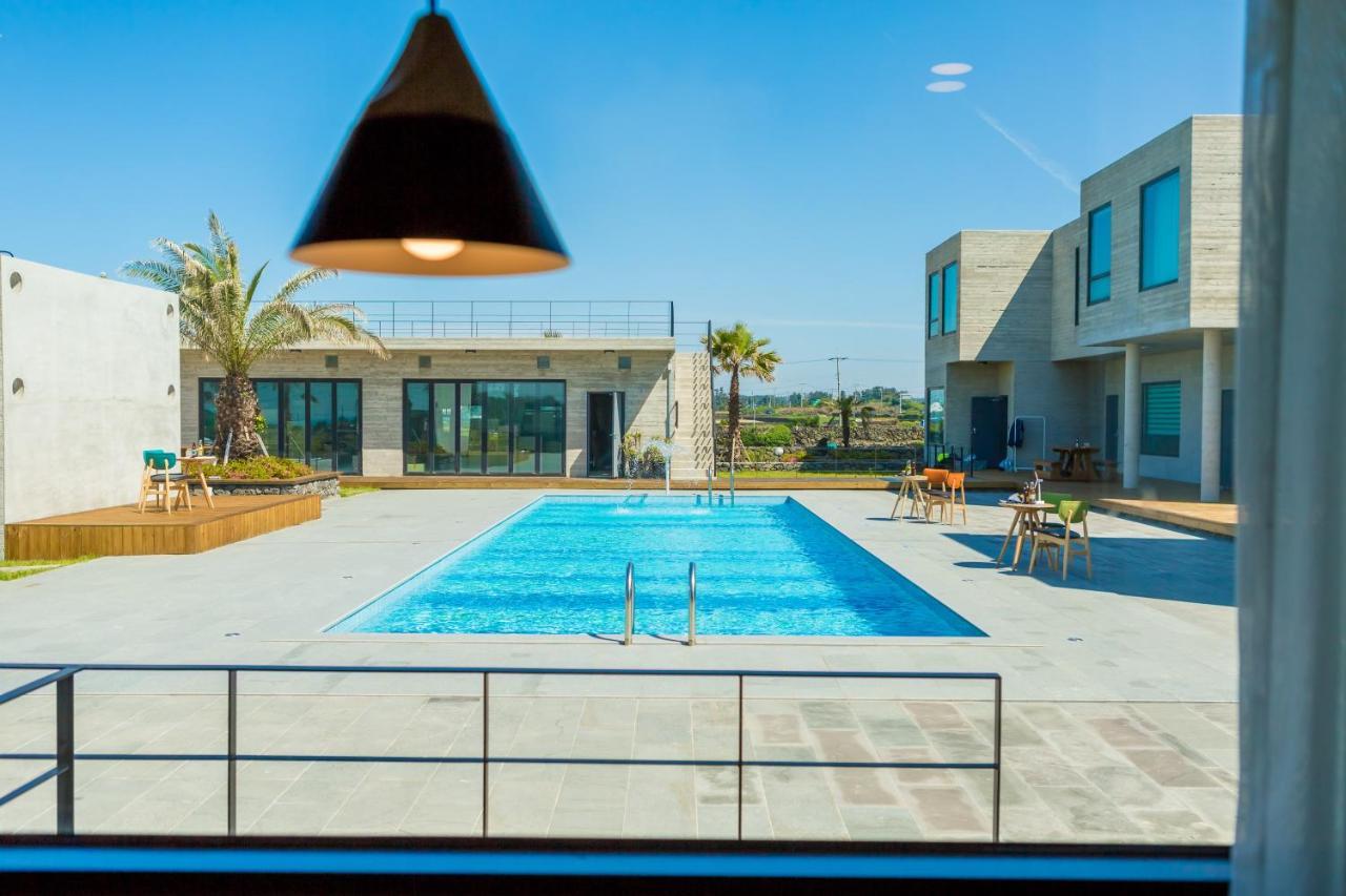 Lunamar Pension Jeju Esterno foto