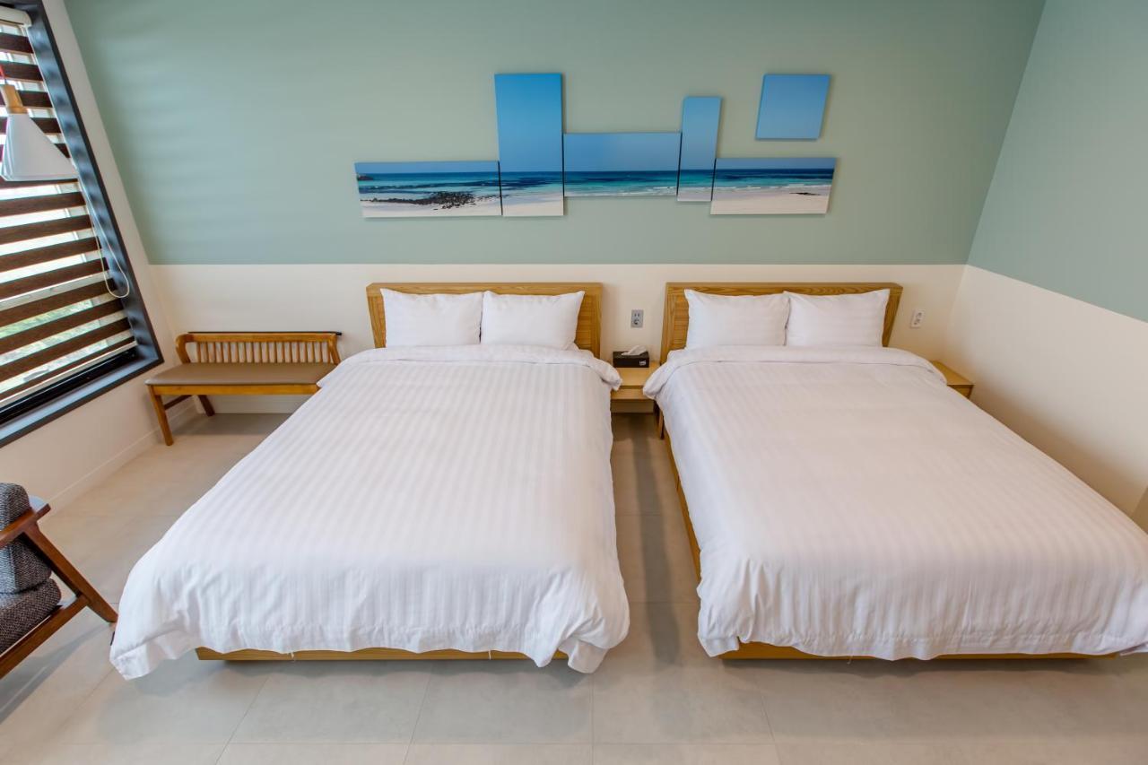 Lunamar Pension Jeju Esterno foto