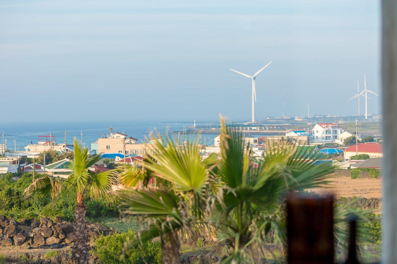 Lunamar Pension Jeju Esterno foto